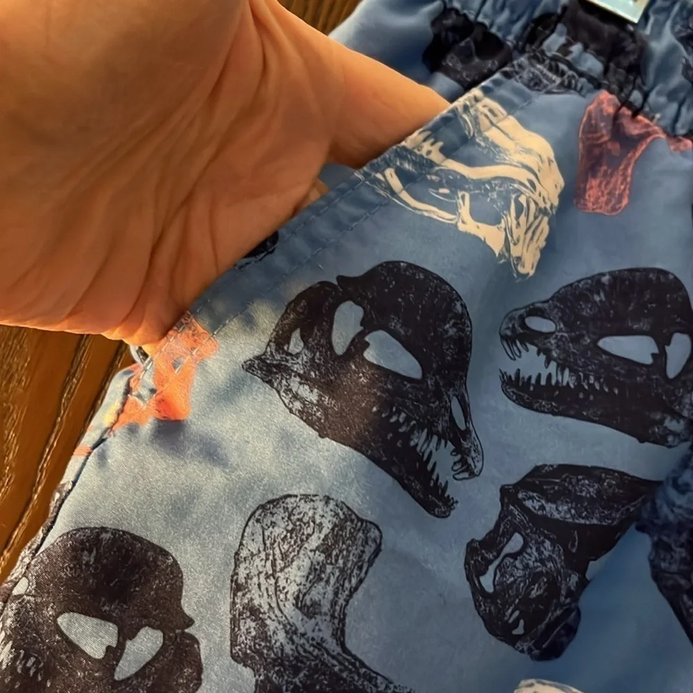 Cat & Jack boy’s swim trunks. Dinosaur skulls. Size Medium. - Picture 4 of 7